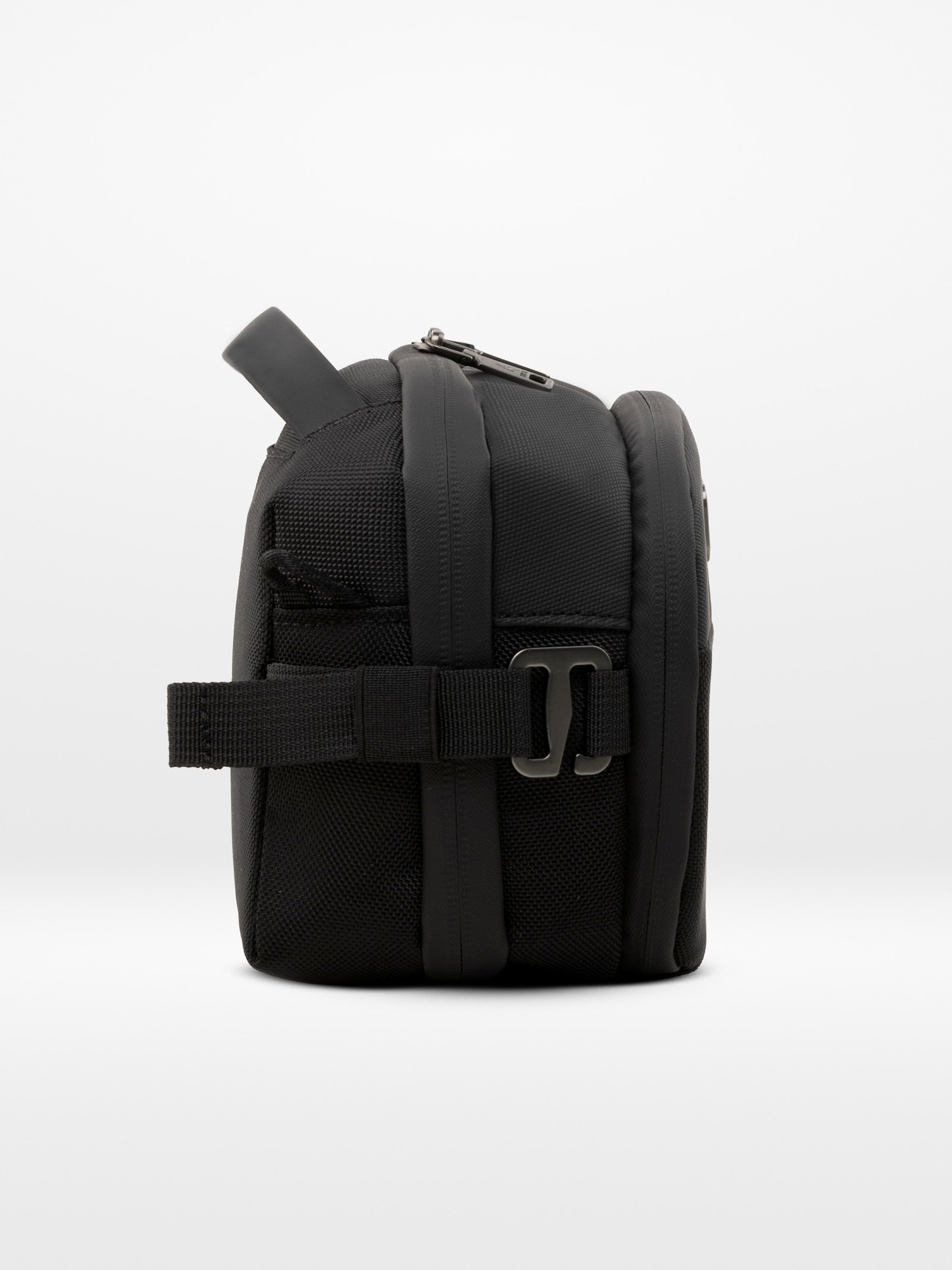 O-Elite Black Waterproof Electronics Organizer Bag - Image 5