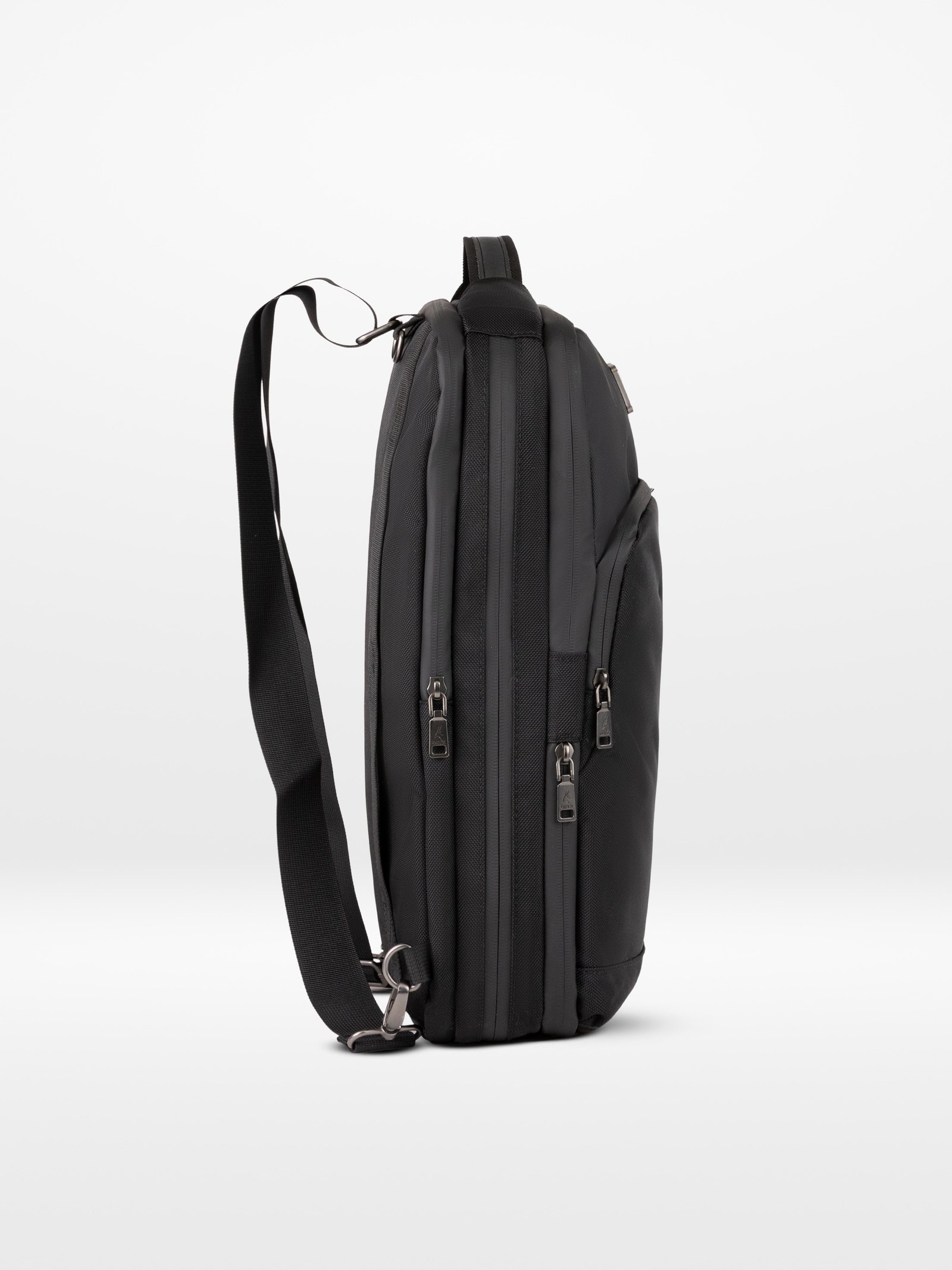 O-AlphaBag – Stylish 3-in-1 Travel Bag - Image 37