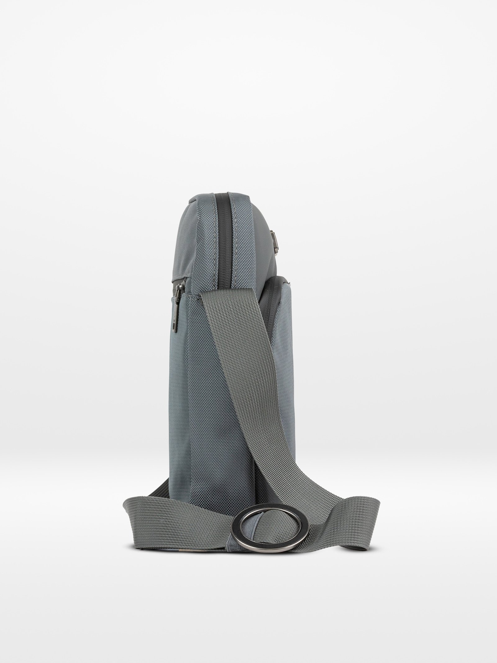 O-Cross Lightweight Travel Bag - Image 50