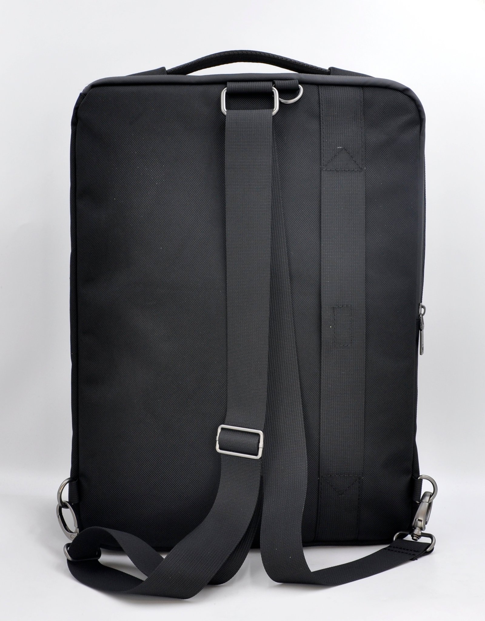 O-AlphaBag – Stylish 3-in-1 Travel Bag - Image 8