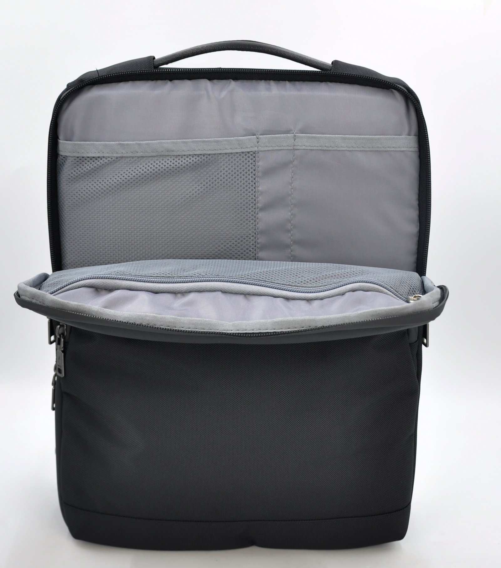 O-AlphaBag – Stylish 3-in-1 Travel Bag - Image 10