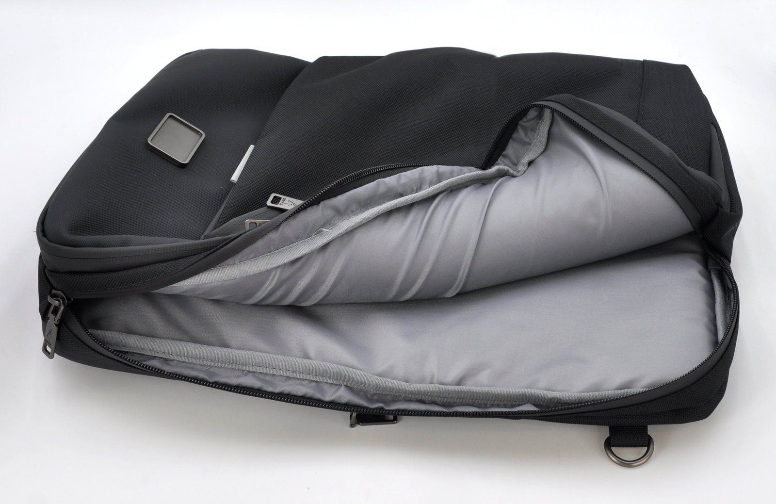 O-AlphaBag – Stylish 3-in-1 Travel Bag - Image 11