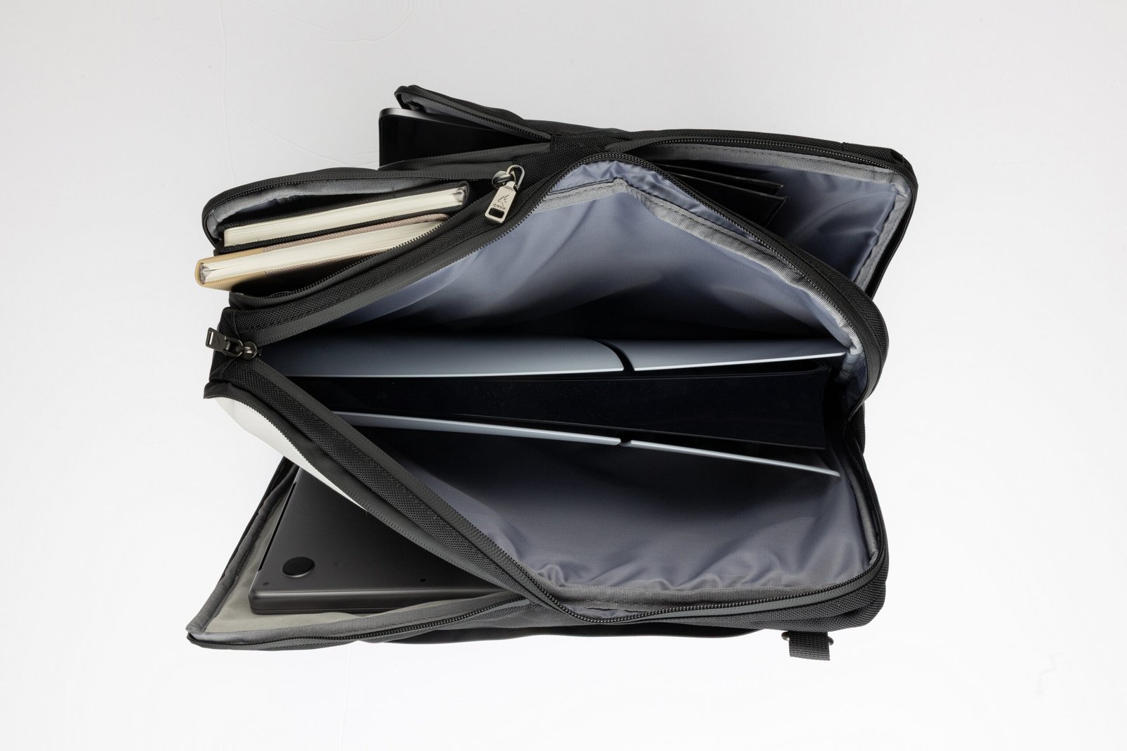 O-AlphaBag – Stylish 3-in-1 Travel Bag - Image 38