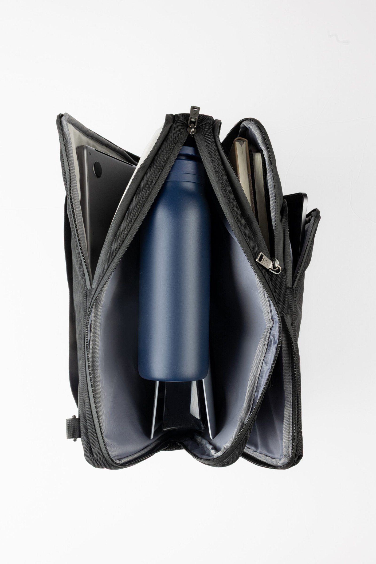 O-AlphaBag – Stylish 3-in-1 Travel Bag - Image 39