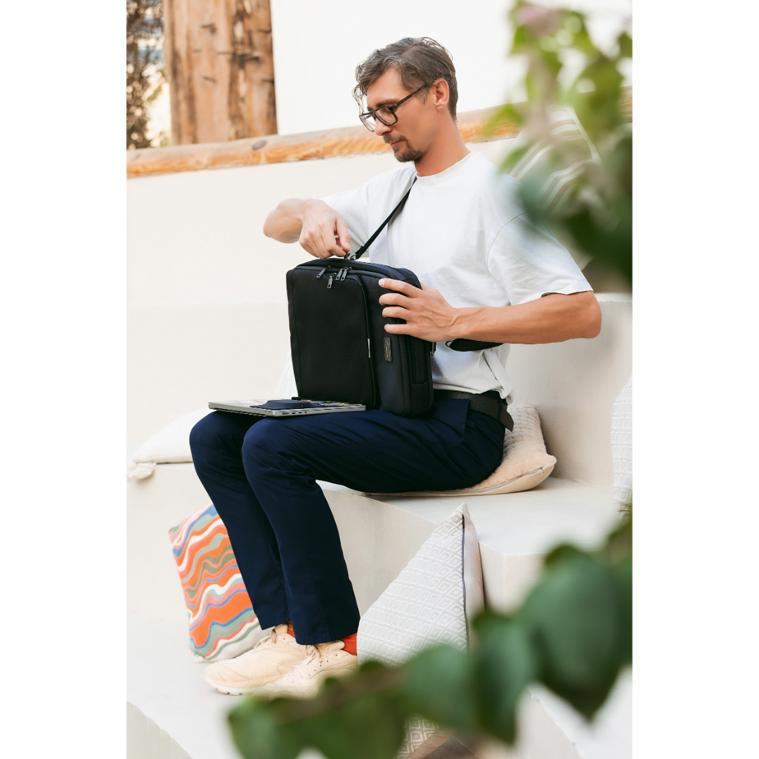 O-AlphaBag – Stylish 3-in-1 Travel Bag - Image 57