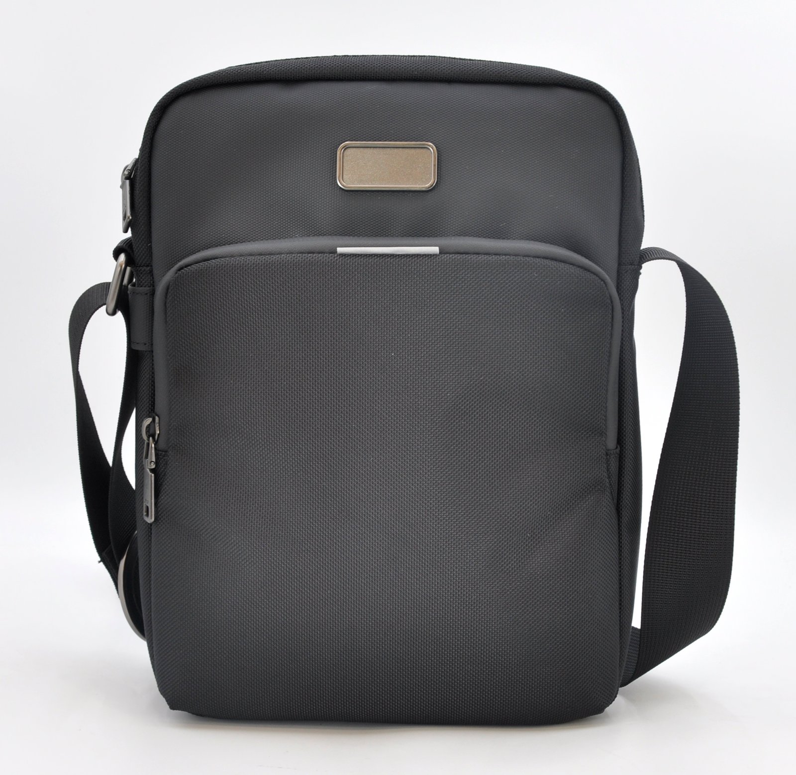O-Cross Lightweight Travel Bag - Image 9