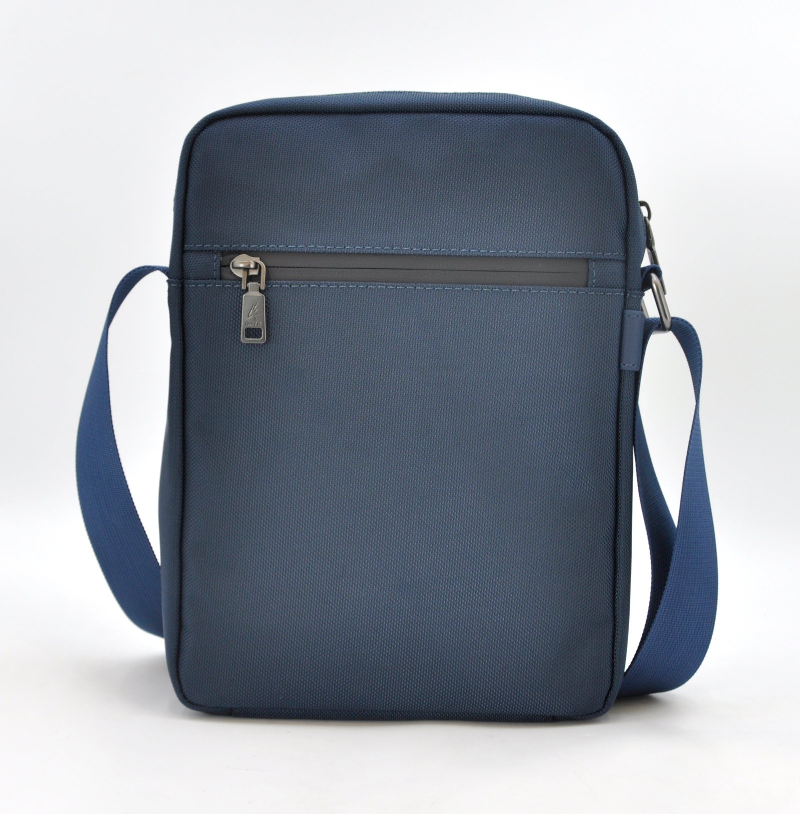 O-Cross Lightweight Travel Bag - Image 16