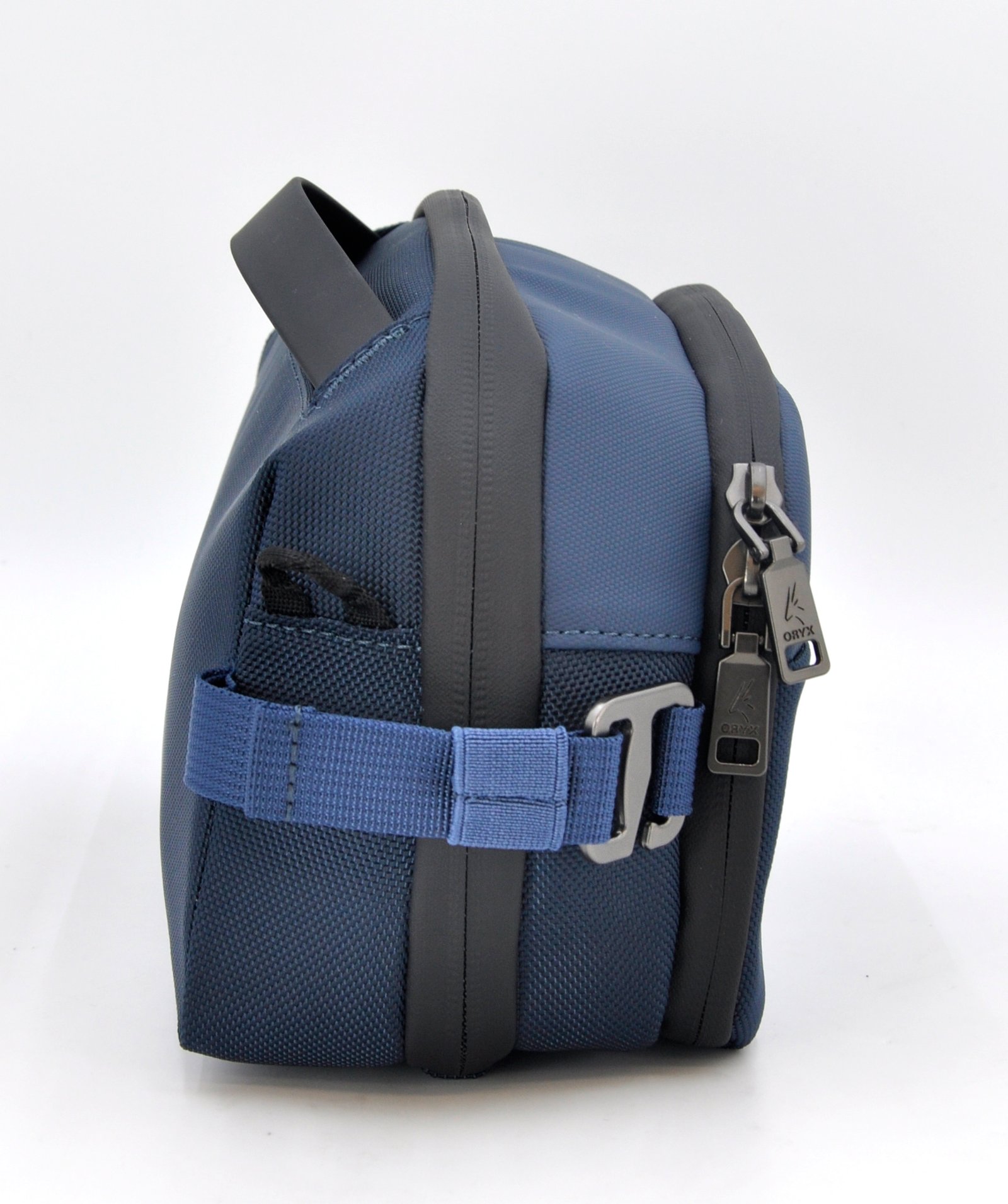 O-Elite Black Waterproof Electronics Organizer Bag - Image 10