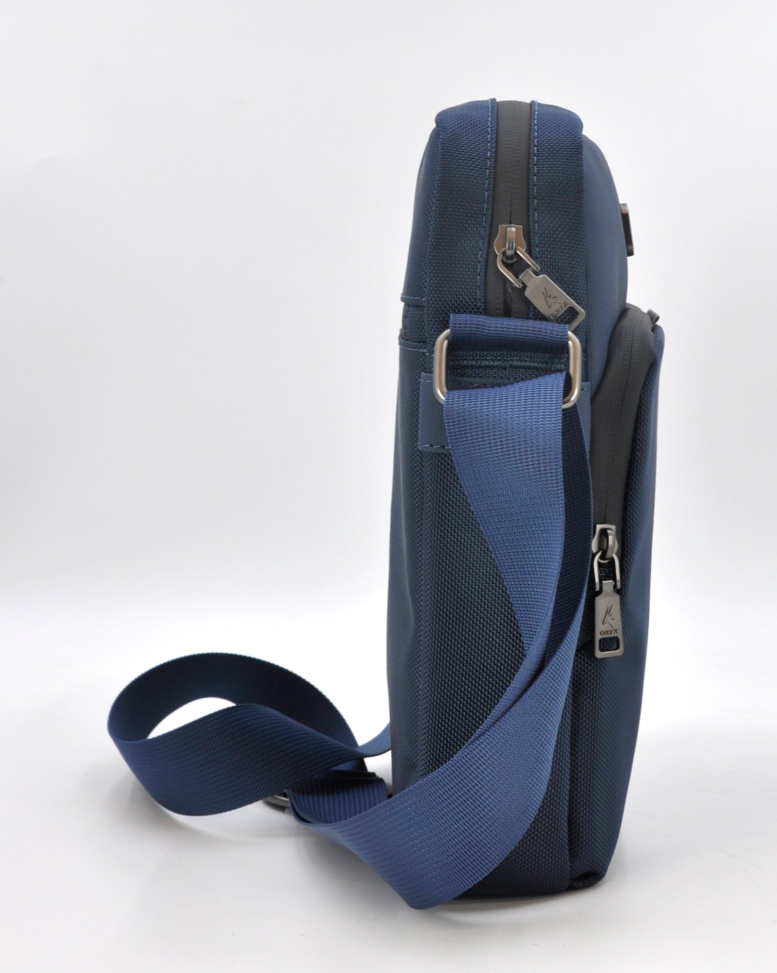 O-Cross Lightweight Travel Bag - Image 20