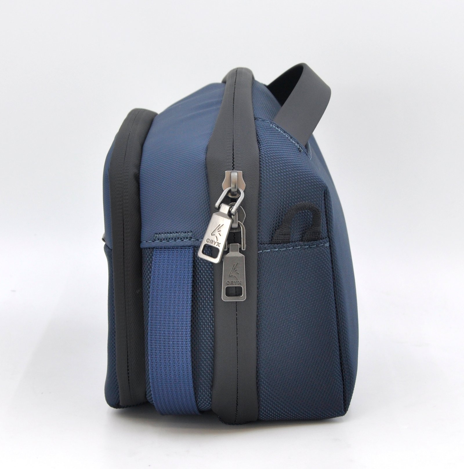 O-Elite Black Waterproof Electronics Organizer Bag - Image 14