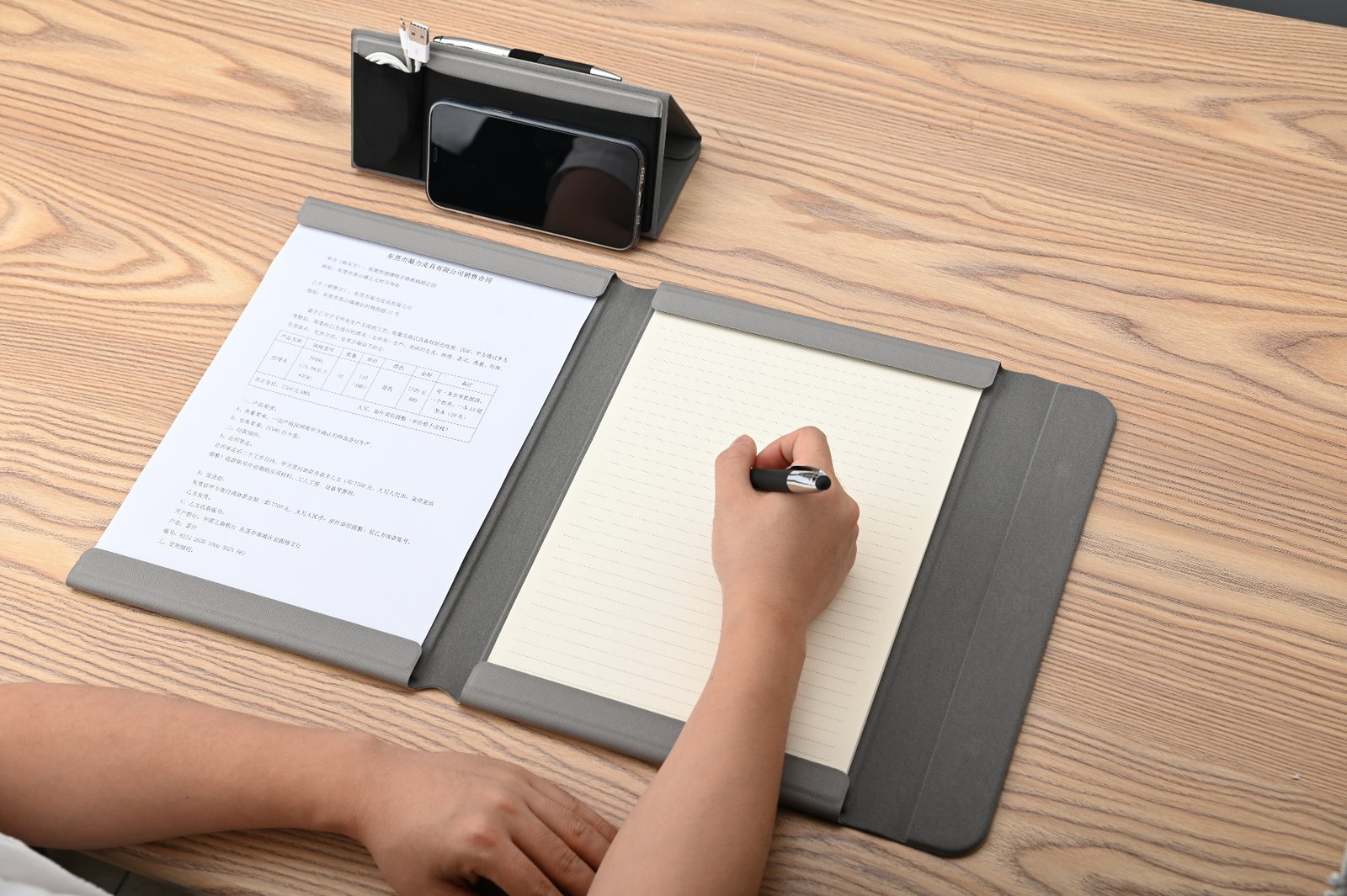 MODULAR PORTFOLIO - A4 PU Portfolio with Detachable Organizer and Magnetic Closure - Image 3