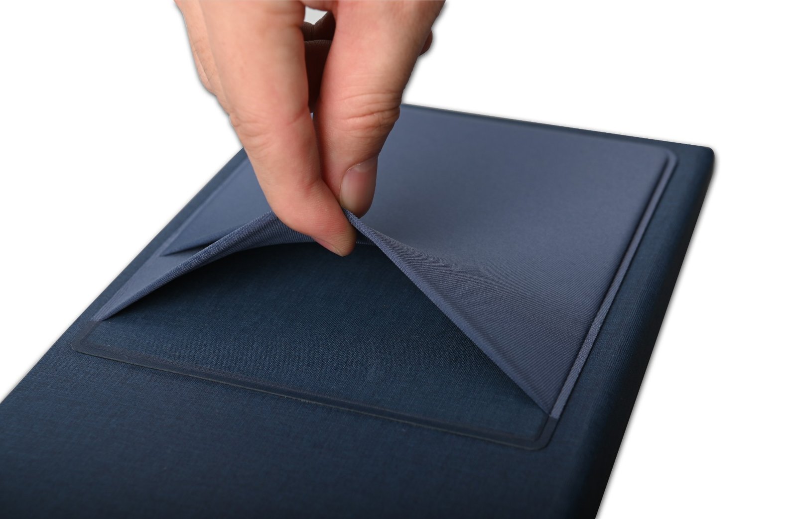 SIMPLE NOTE - A5 Linen Notebook with Lycra Pockets and Pen Holder - Image 7