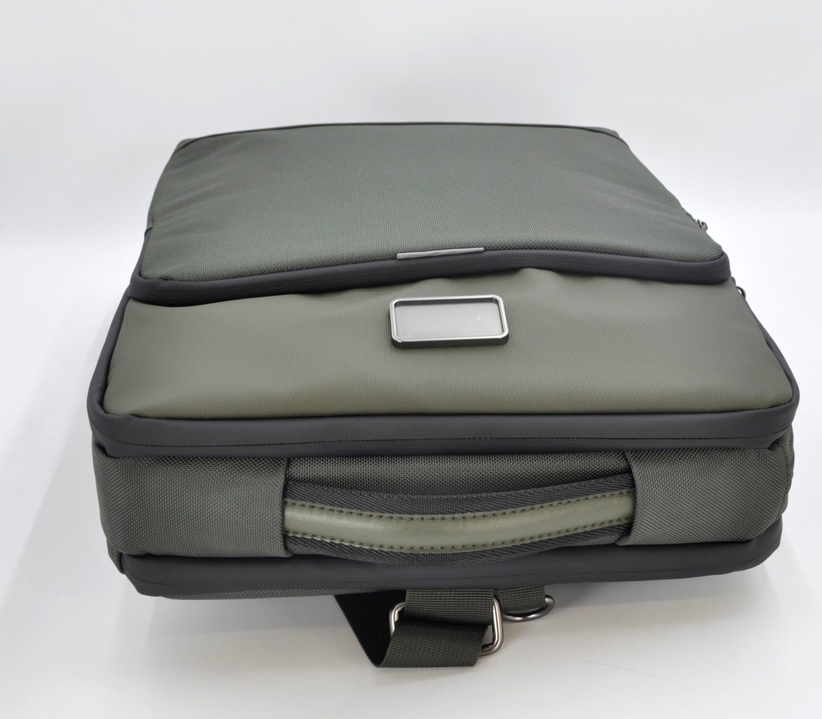 O-AlphaBag – Stylish 3-in-1 Travel Bag - Image 20