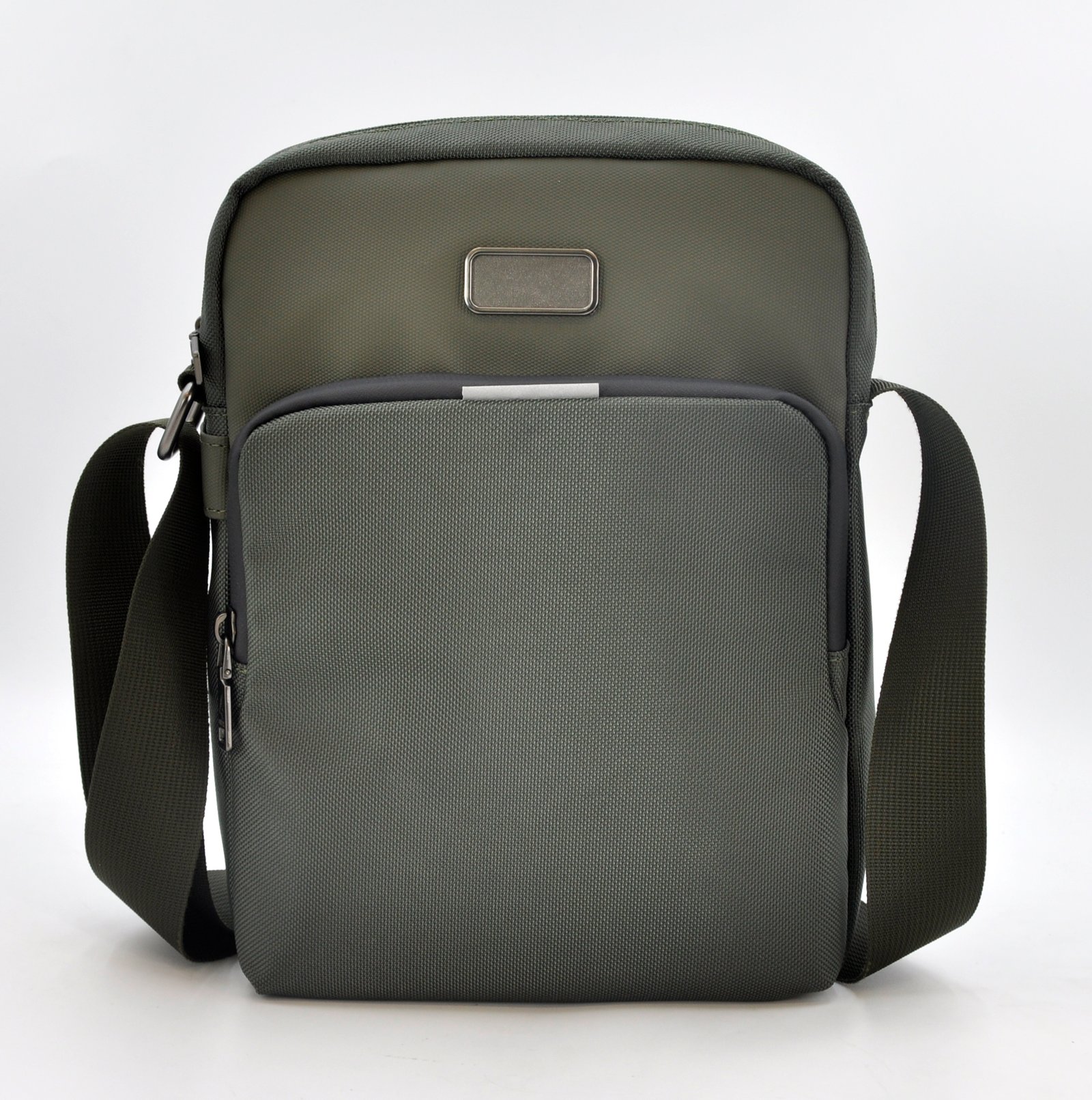 O-Cross Lightweight Travel Bag - Image 22